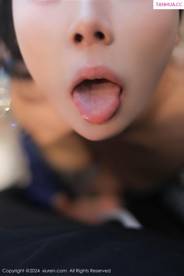   [XiuRen]高清写真图 2024.08.16 No.9022 麦田 黑丝美腿第66张图片